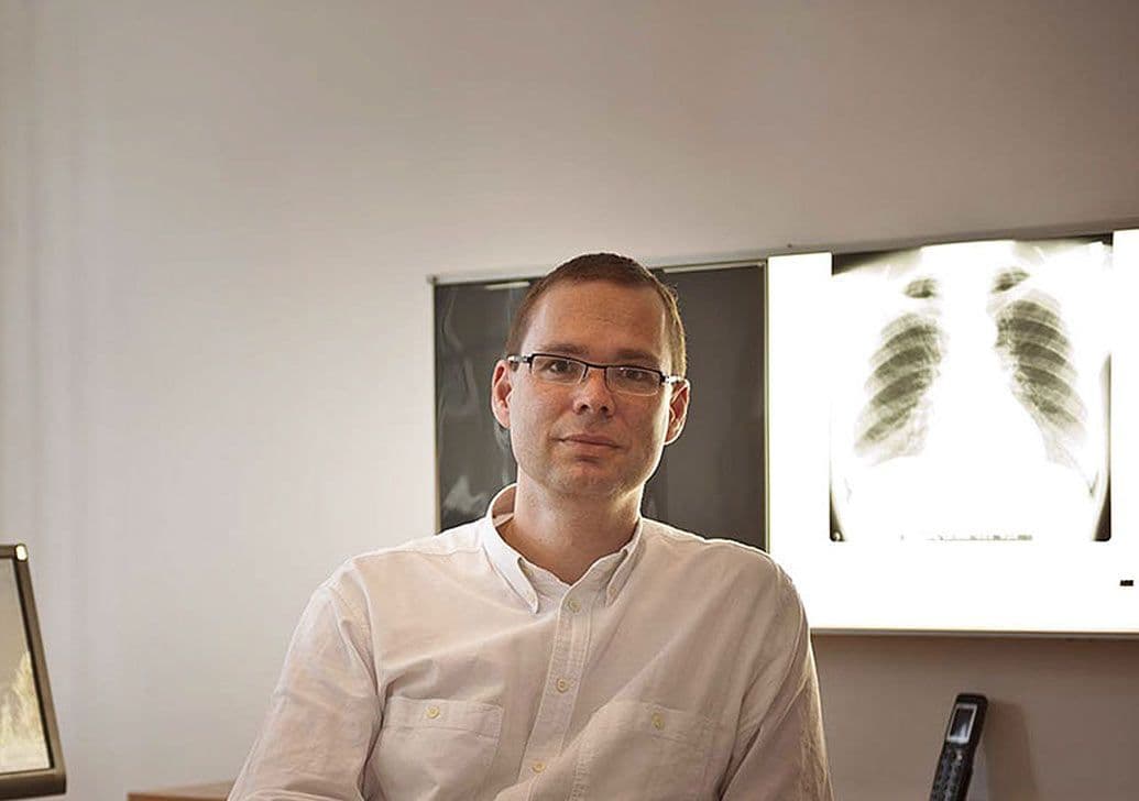 Dr. Wolfram Schneider